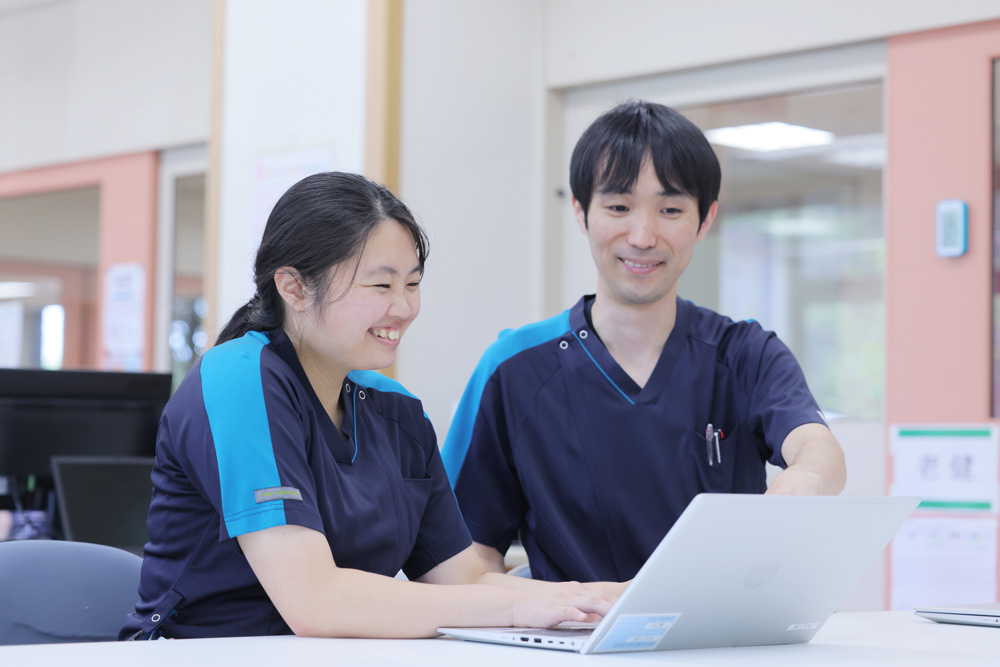 研修・プリセプター制度の様子